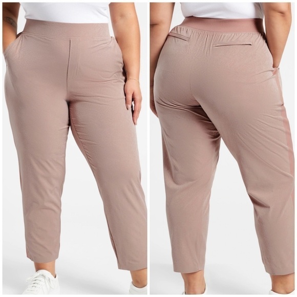 Athleta Brooklyn Textured Jogger Pants in Grain Camo Mocha Latte - Picture 1 of 10